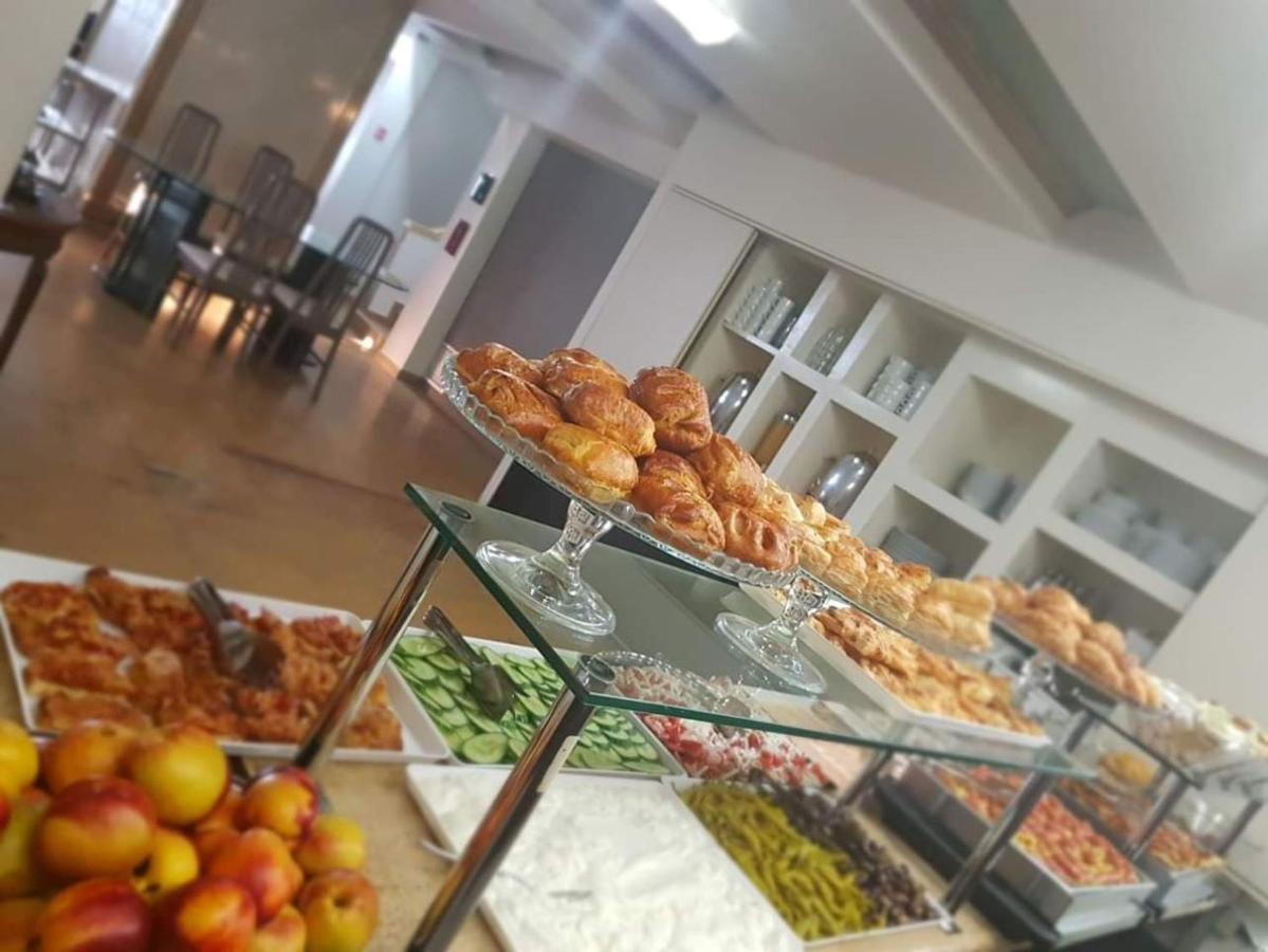 Hotel Honorata Paralia Katerinis Ngoại thất bức ảnh
