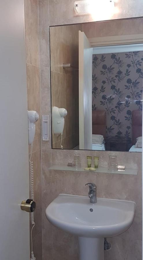 Hotel Honorata Paralia Katerinis Ngoại thất bức ảnh
